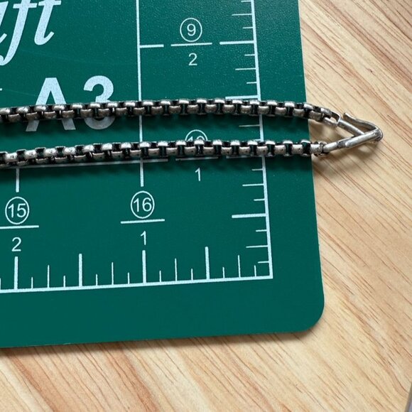 Stella & Dot Art Deco Necklace Amulet Amber Smoky Crystals Silver Tone Adjustabl - Picture 8 of 10